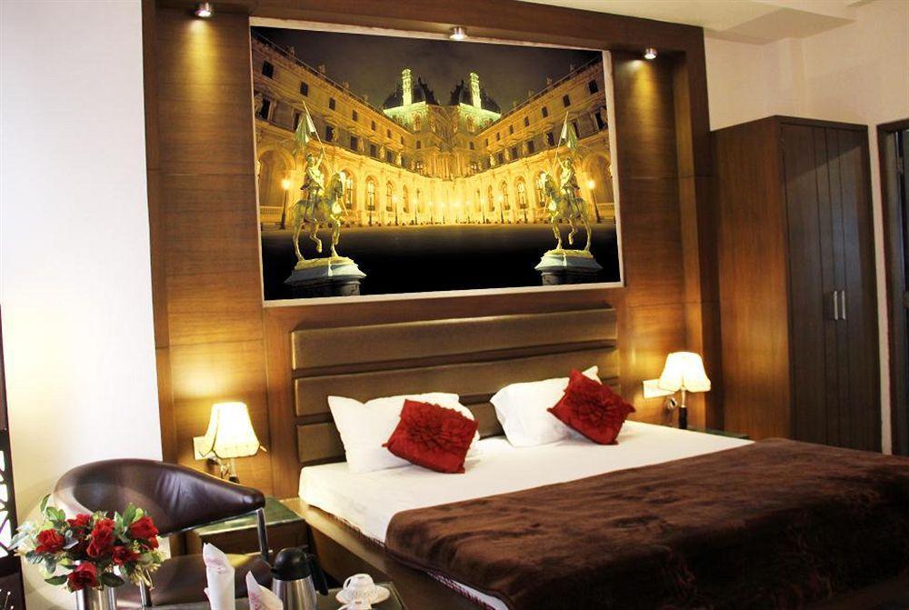 Namaskar Residency Hotel Amritsar Exterior photo