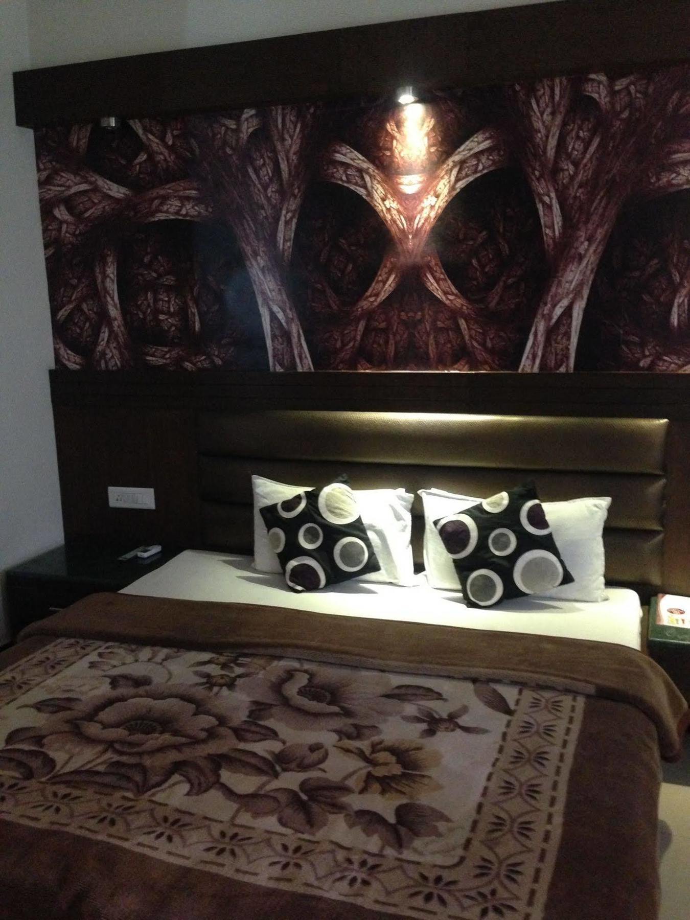 Namaskar Residency Hotel Amritsar Exterior photo